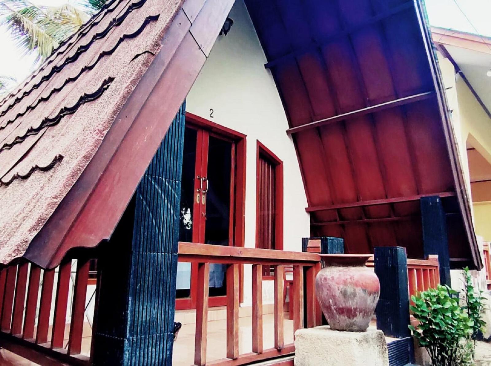 Matahari Bungalow 3 Гили Еър Екстериор снимка