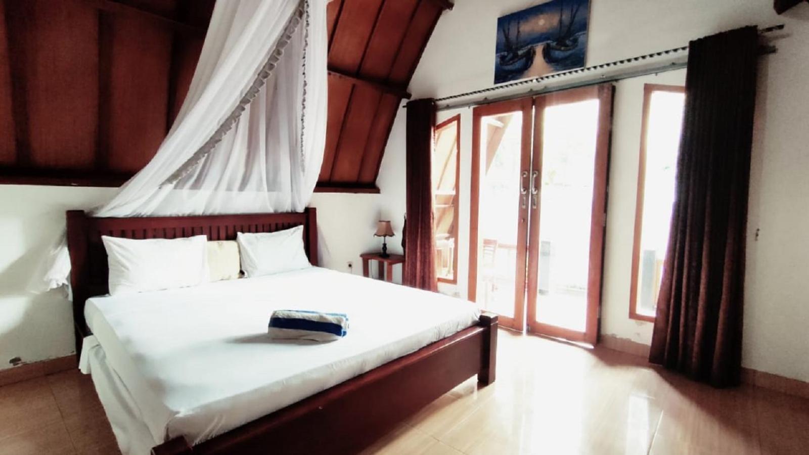 Matahari Bungalow 3 Гили Еър Екстериор снимка