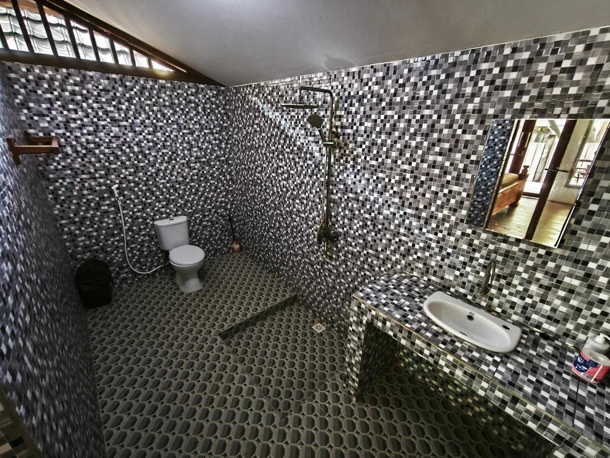 Matahari Bungalow 3 Гили Еър Екстериор снимка